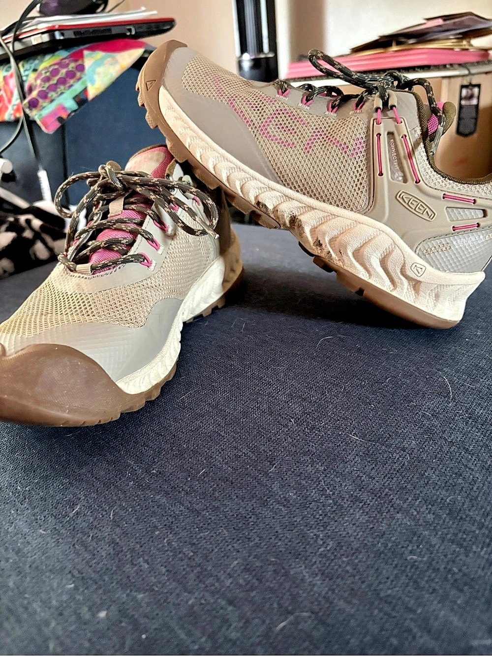 KEEN FVXIS Women's Athletic Shoes in Beige & Pink